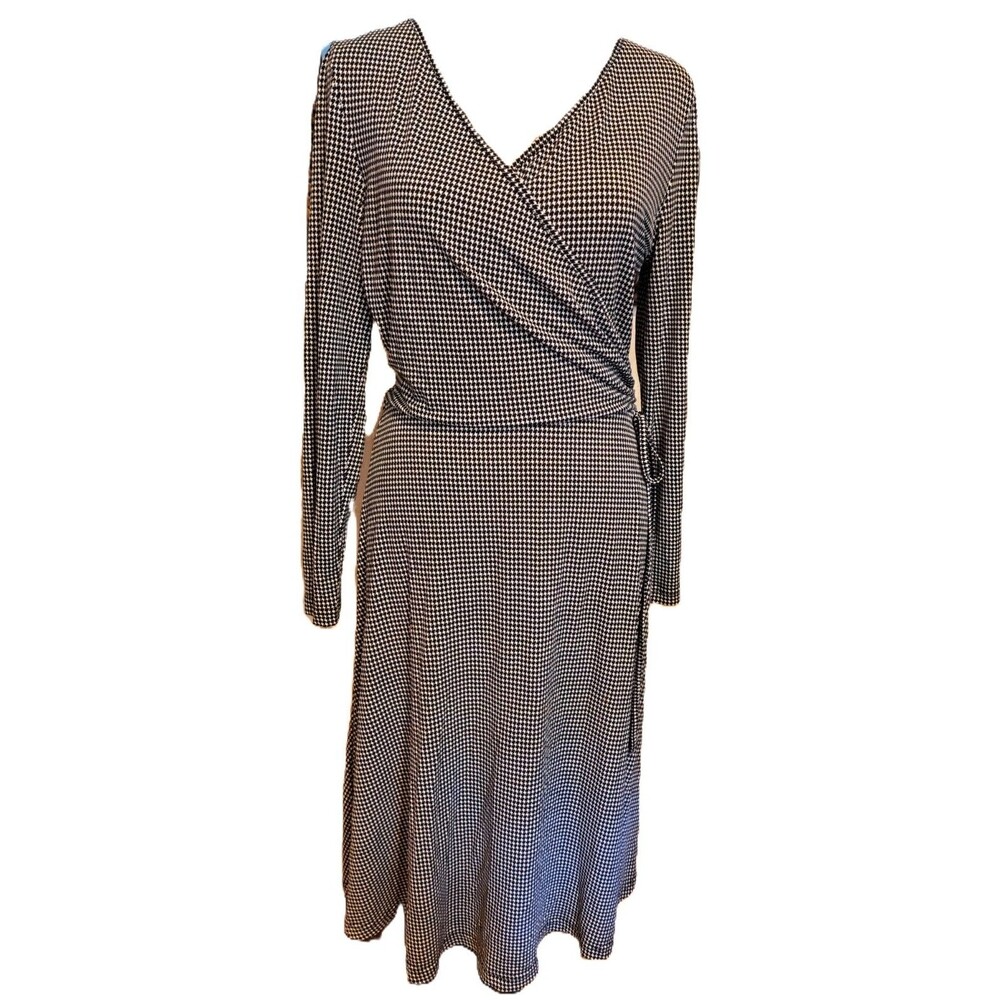 Classic Petite Sophisticate Black/White Gingham Long sleeve Adjustable Dress S
